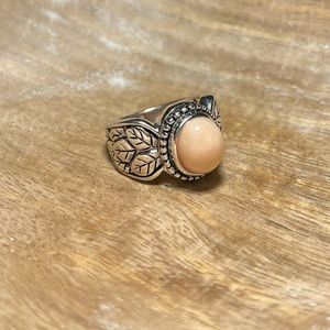 BBJ Beige Colored Stone Leaf Band 925 Sterling Silver Ring